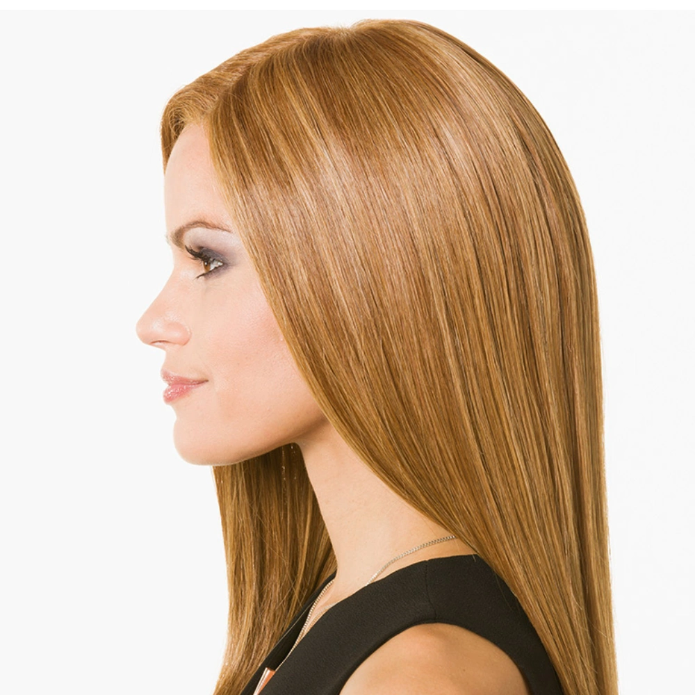 Langhaar-Echthaarperücke mit glatter Struktur und natürlichem Fall, gezeigt als Beispiel für Echthaarperücken bei Trendhair in Nürnberg.<br />
